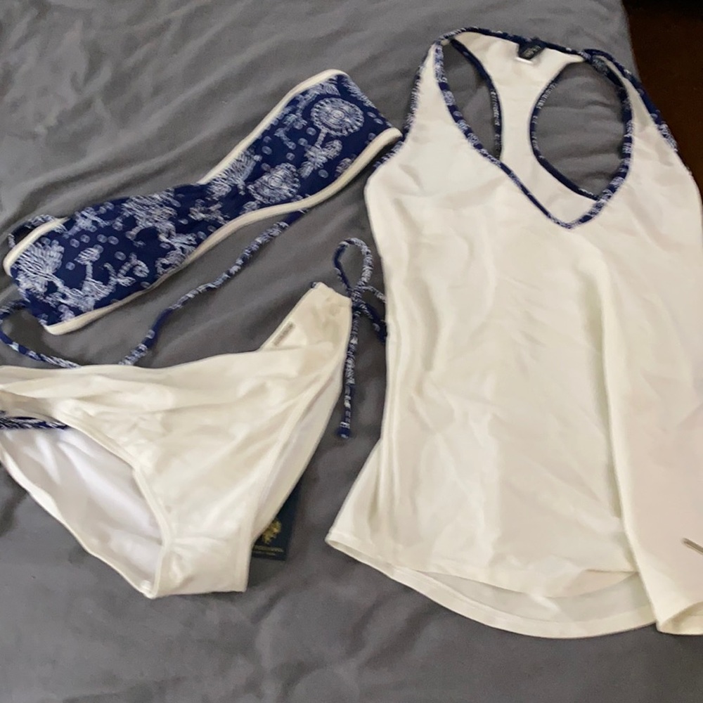 U.S. Polo Assn. Women's Bikini Set with Tankini Top Large 3 piece white navy